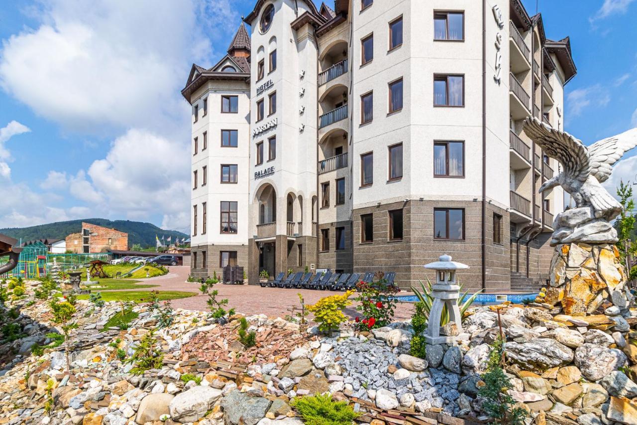 Mardan Palace Spa Resort Bukovel Extérieur photo