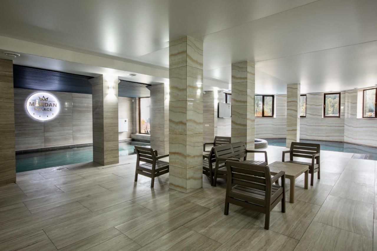Mardan Palace Spa Resort Bukovel Extérieur photo