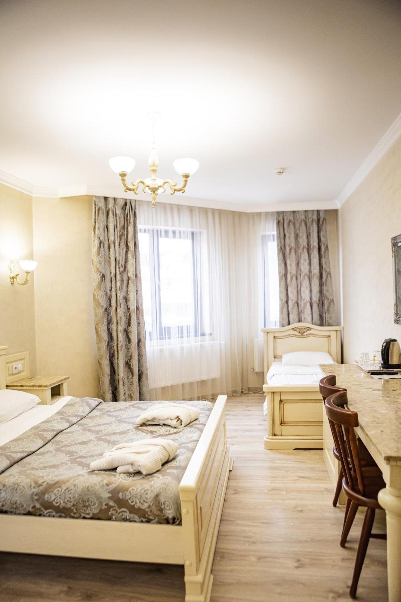 Mardan Palace Spa Resort Bukovel Extérieur photo